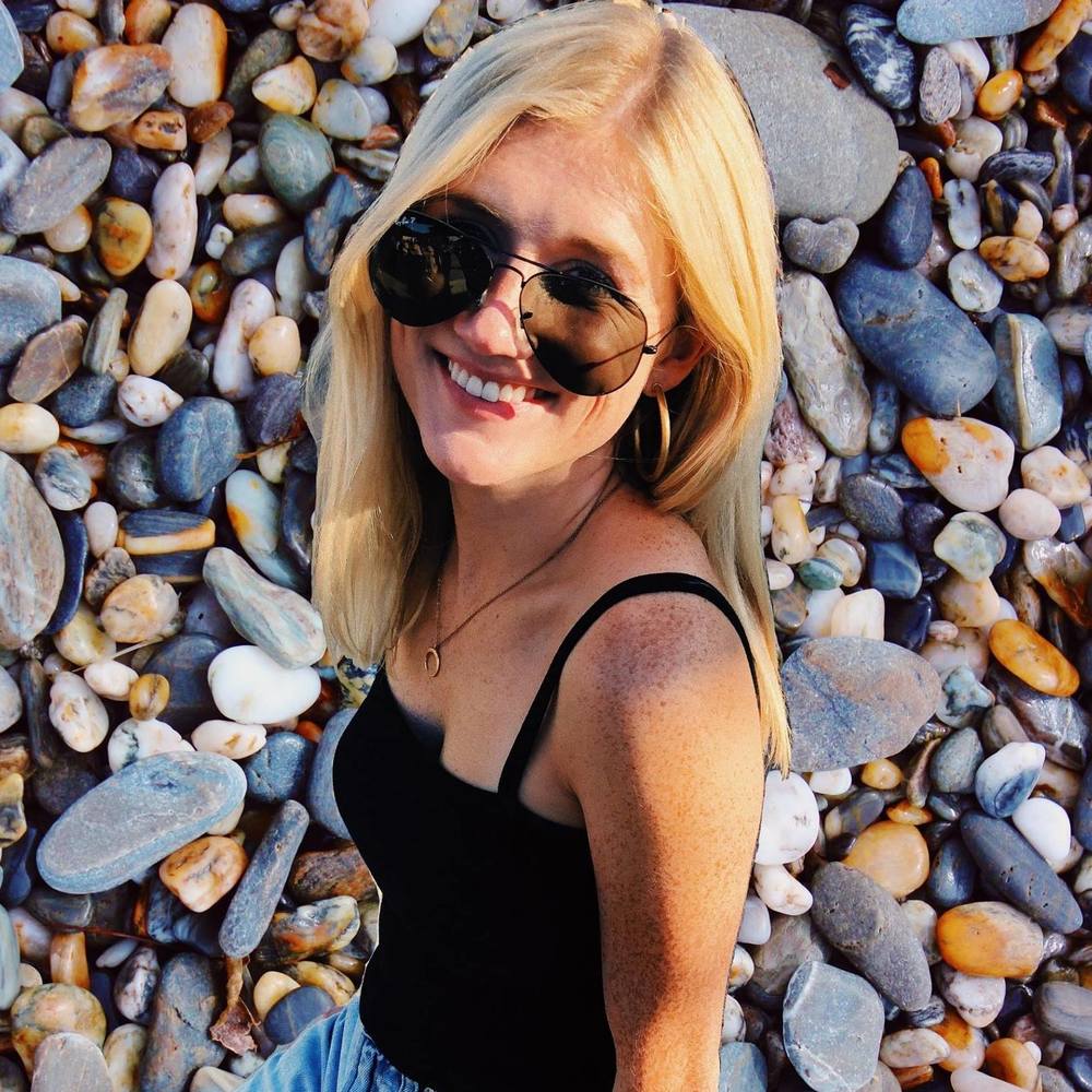 Meet your Posher, Caroline